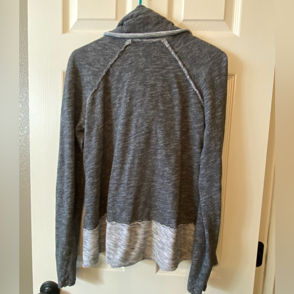Free People Beach- long sleeve top - Picture 4 of 9